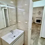 Escapada De Relax Y Diseno Con Piscina Y Barbacoa
