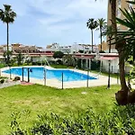 Holiday home Escapada De Relax Y Diseno Con Piscina Y Barbacoa
